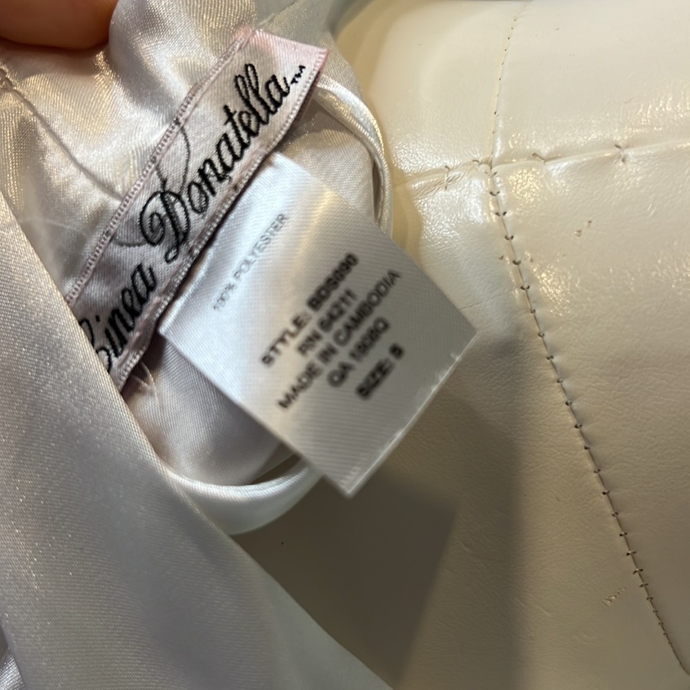 NWT MRS. Robe for Bride - Picture 12 of 12